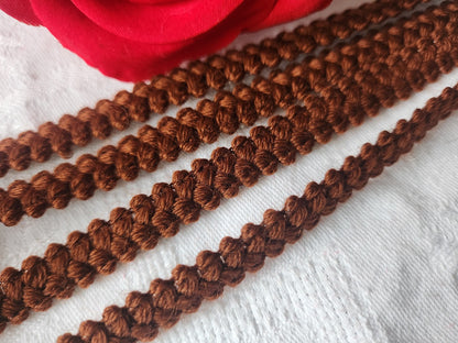 Galon vintage marron 5 mètres sur 1 cm  A2