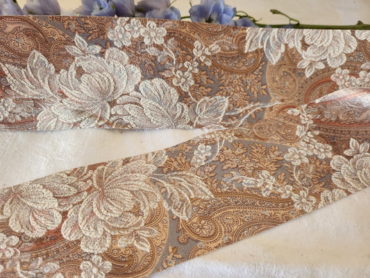 Large galon ruban vintage motif relief 6,6 cm 4 métres 20 superbe B9