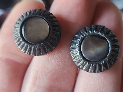 Collection duo  boutons vintage coeur en nacre  pied 1,8 cm G7F