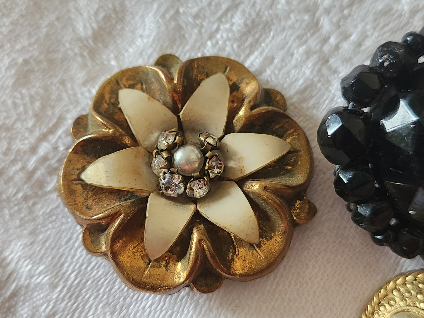 Lot 4 broches anciennes pour reparation recup detournement et une BO