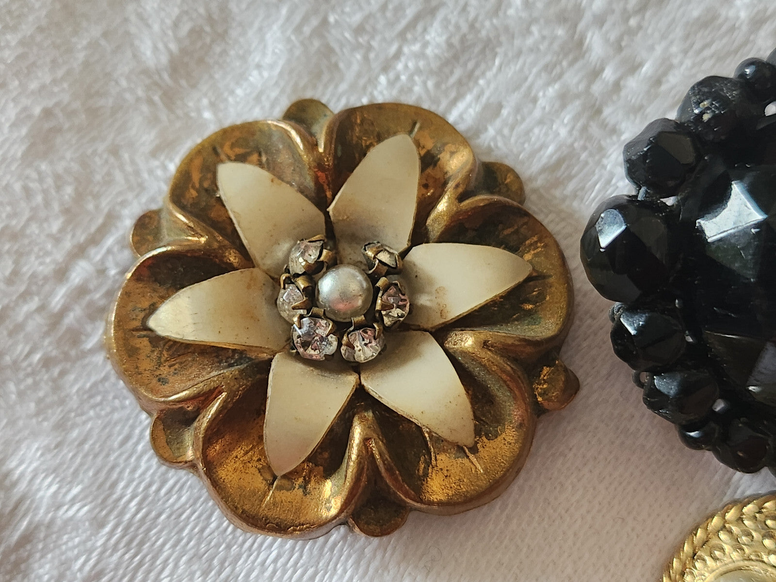 Lot 4 broches anciennes pour reparation recup detournement et une BO