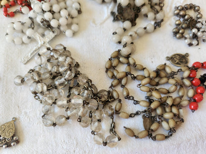 Lot 258 grammes  piece  chapelets anciens restauration listing en photo T1 n°7