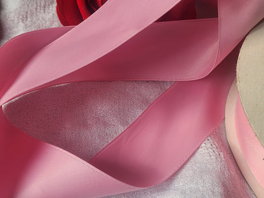 Ruban large ancien nylon rose épais  3 mètres sur 3,8 cm modiste mercerie B5 n°6