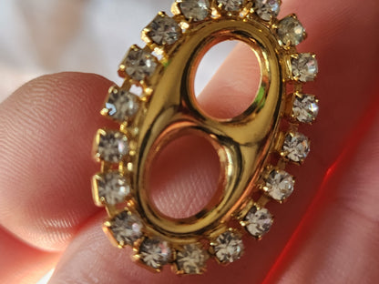 Gros bouton vintage métal masque strass ovale 3,2 cm bijoux ref 2866