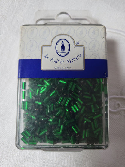 Lot 35 grammes de perles tube vert  n°106 mercerie broderie Lunéville