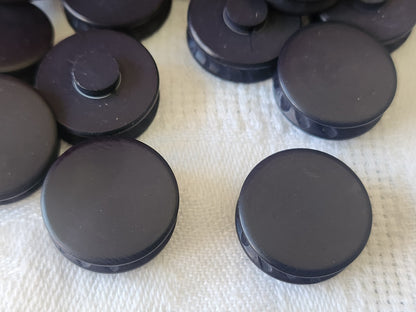 Lot 16 boutons vintage  noir bleuté mat pied 1,7 cm ref 4793