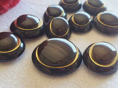 Lot 10 boutons vintage marron panaché  1,6 sur 1,7 et 2,4 sur 2,6 cm ref 617