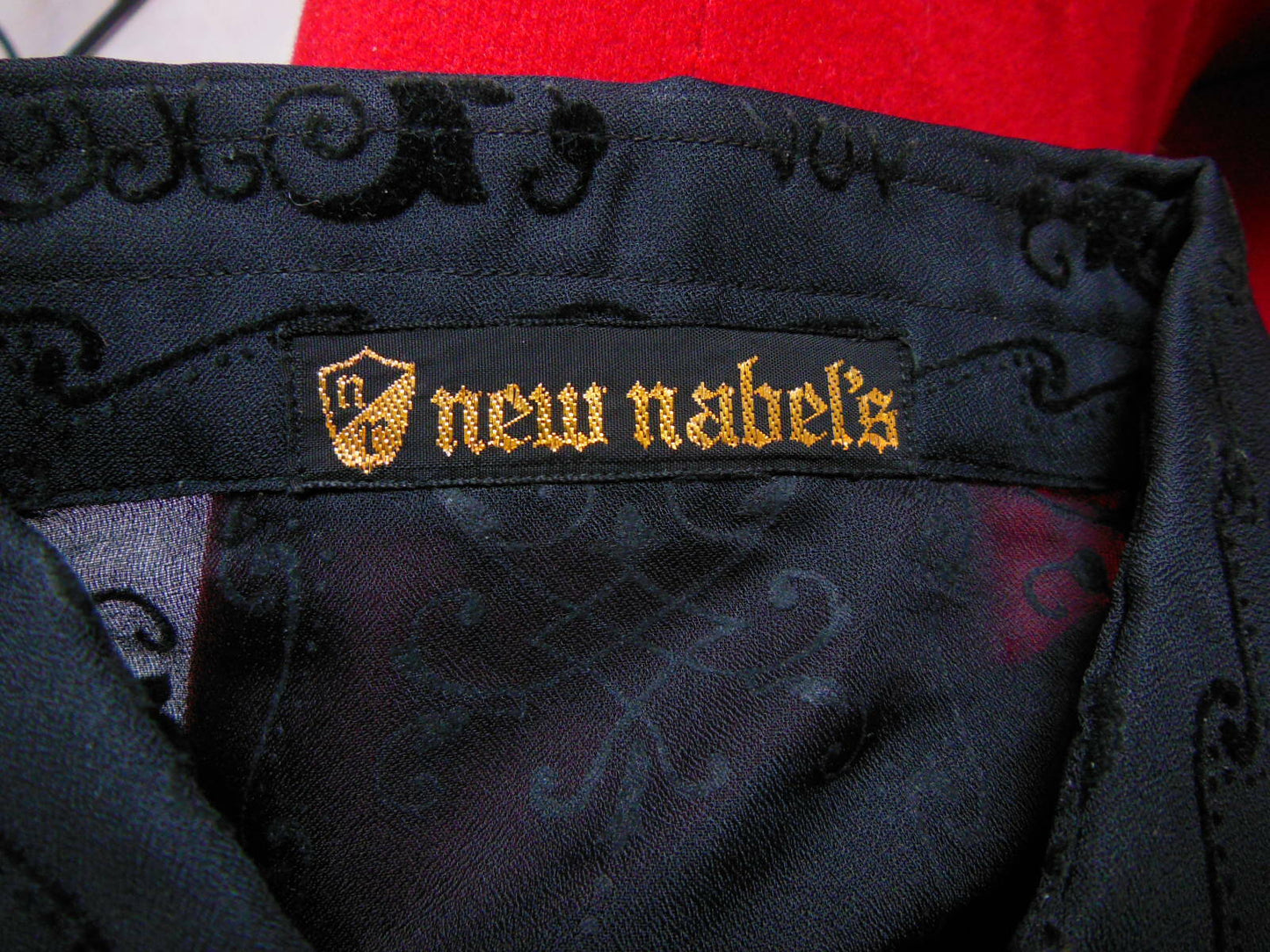 Pur vintage ancien  chemisier motif relief noir voilage ancien 40?  B4