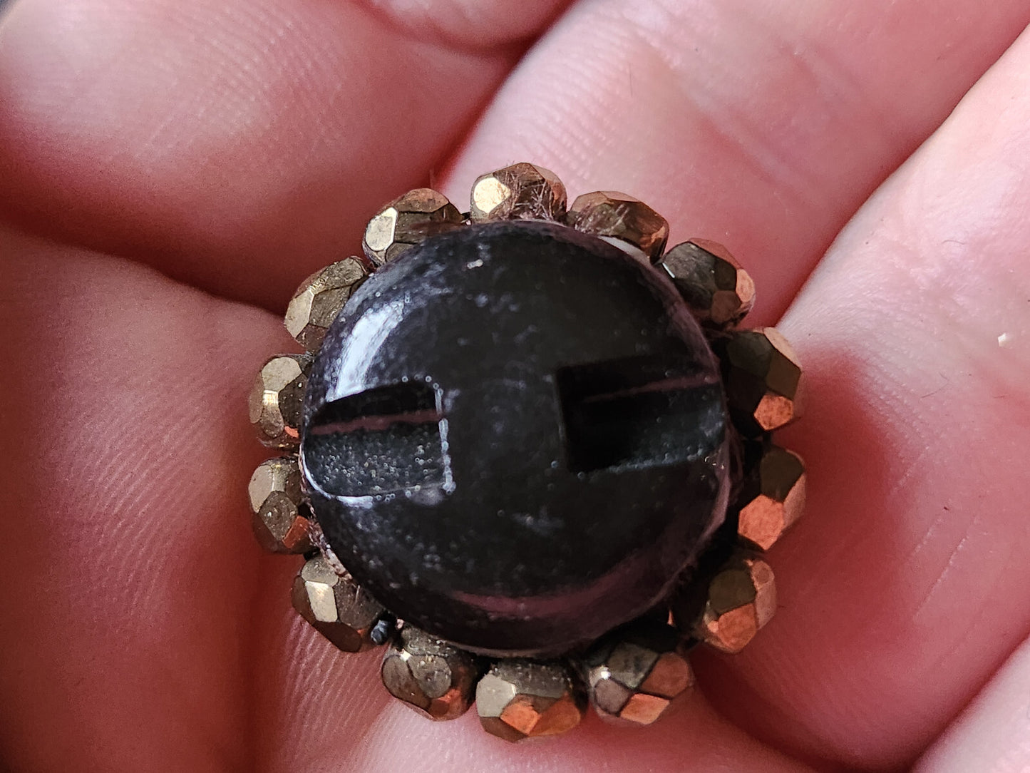 Bouton ancien perlé vintage collection parurier main 2,4 cm G10R