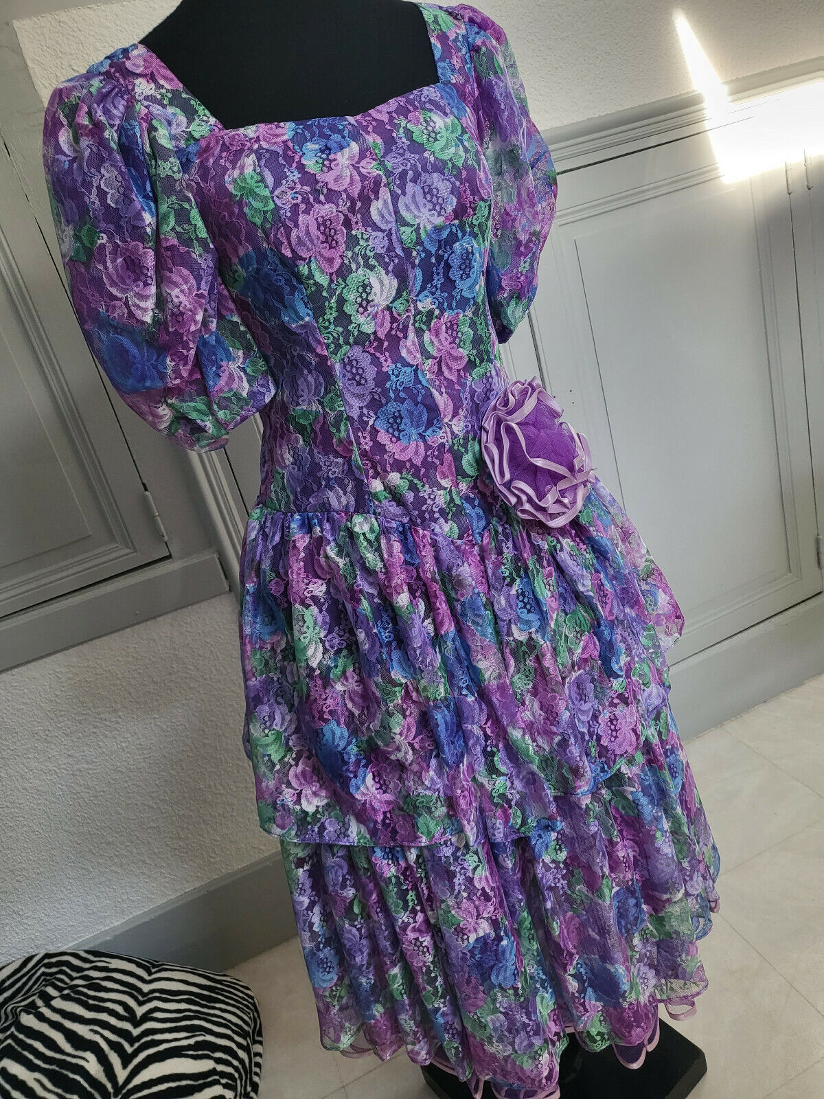 Kitch robe atypique violette vert dentelle jupon T38 Lina Innocenti ref port