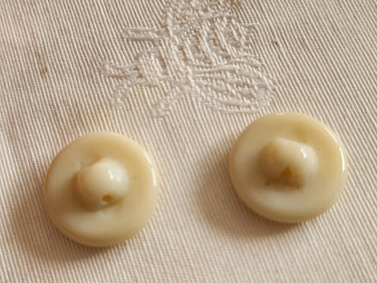 Duo boutons anciens en verre vintage creme/ beige 1,8 cm ou 18 mm G7G