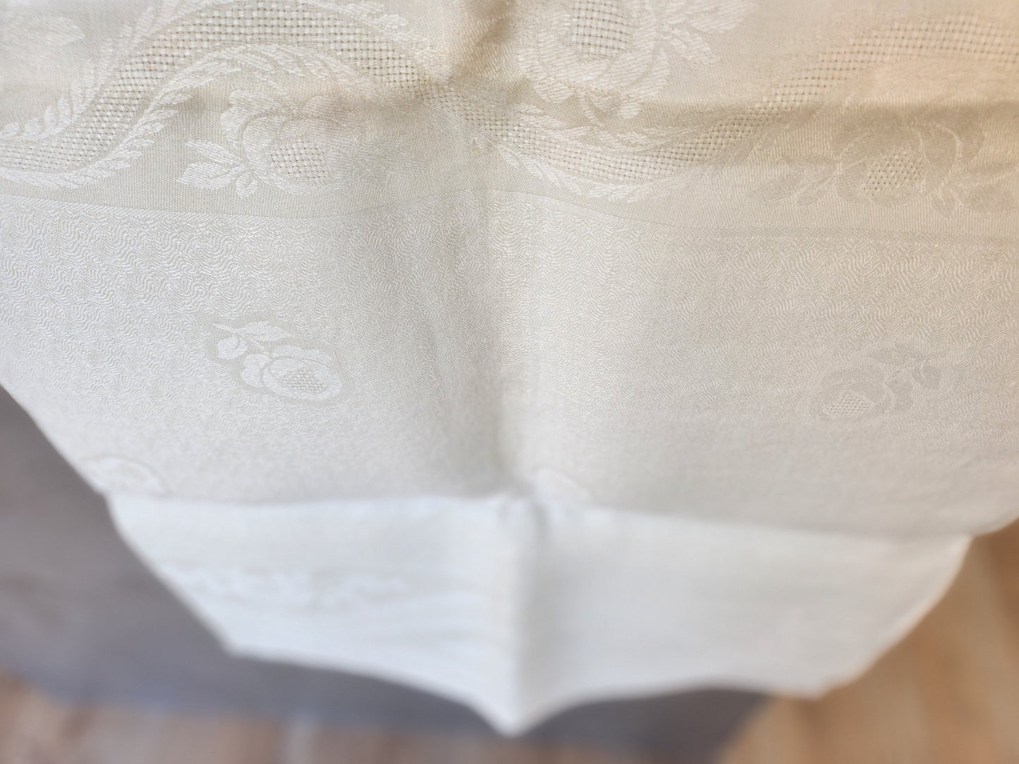 Ancienne nappe double monogramme H JK? sans doute jamais utilisé B6