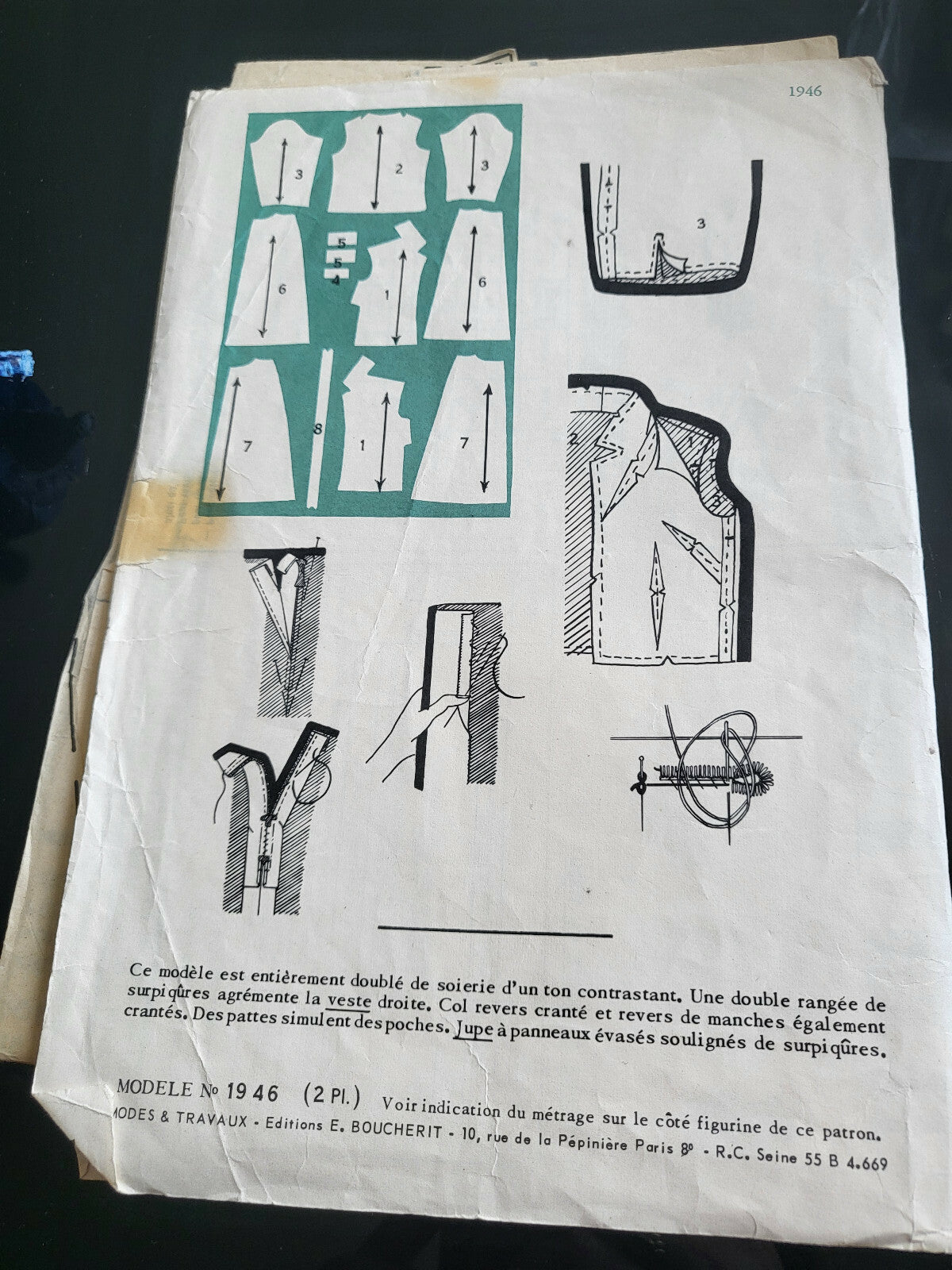 Patron ancien tailleur veste jupe coupé en 48 possibilité de reduire taille 