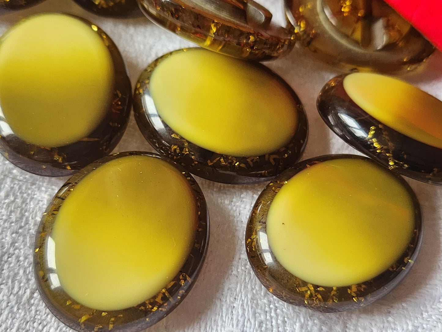 Lot 6 gros boutons vintage à pied  ovale vert paillette 2,2 sur 2,6 cm ref 405