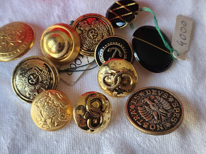 Lot 11 boutons vintage en métal  jamais utilisé 1,5 cm à 2 cm ref 3911