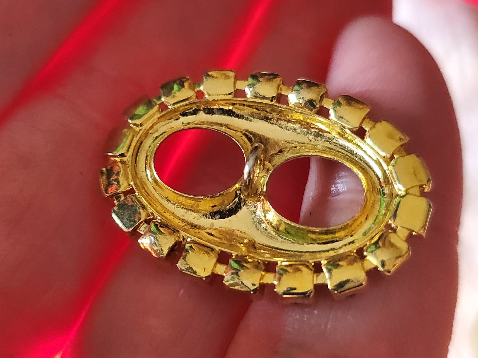 Gros bouton vintage métal masque strass ovale 3,2 cm bijoux ref 2866