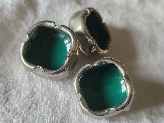 Duo superbes boutons anciens en métal vert argenté vintage 1,9 cm ref 4699