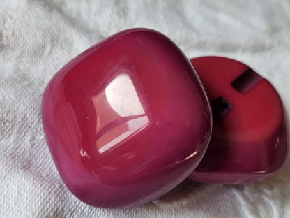 Enorme bouton vintage 3,3 cm imposant rose fushia lourd ref 3870 **