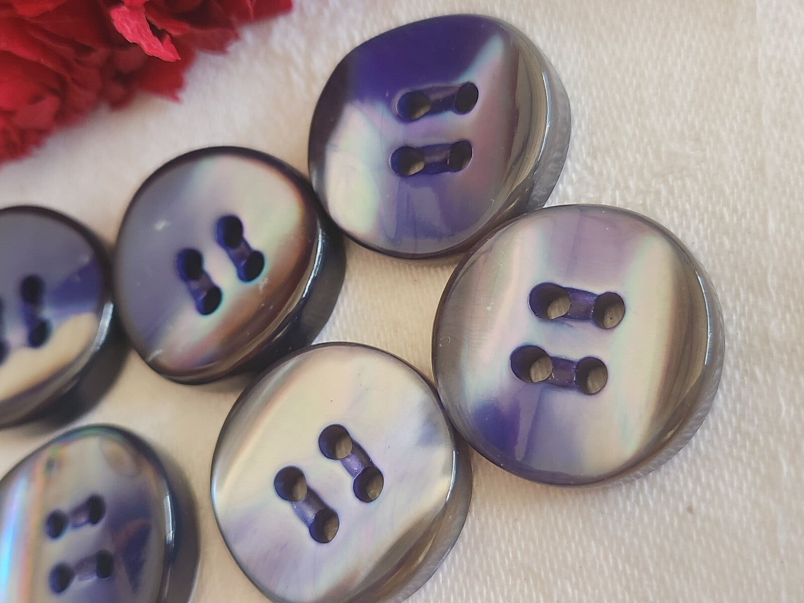 Lot  6 boutons anciens en nacre bleu épais bord 2,2 cm lourd ref  791