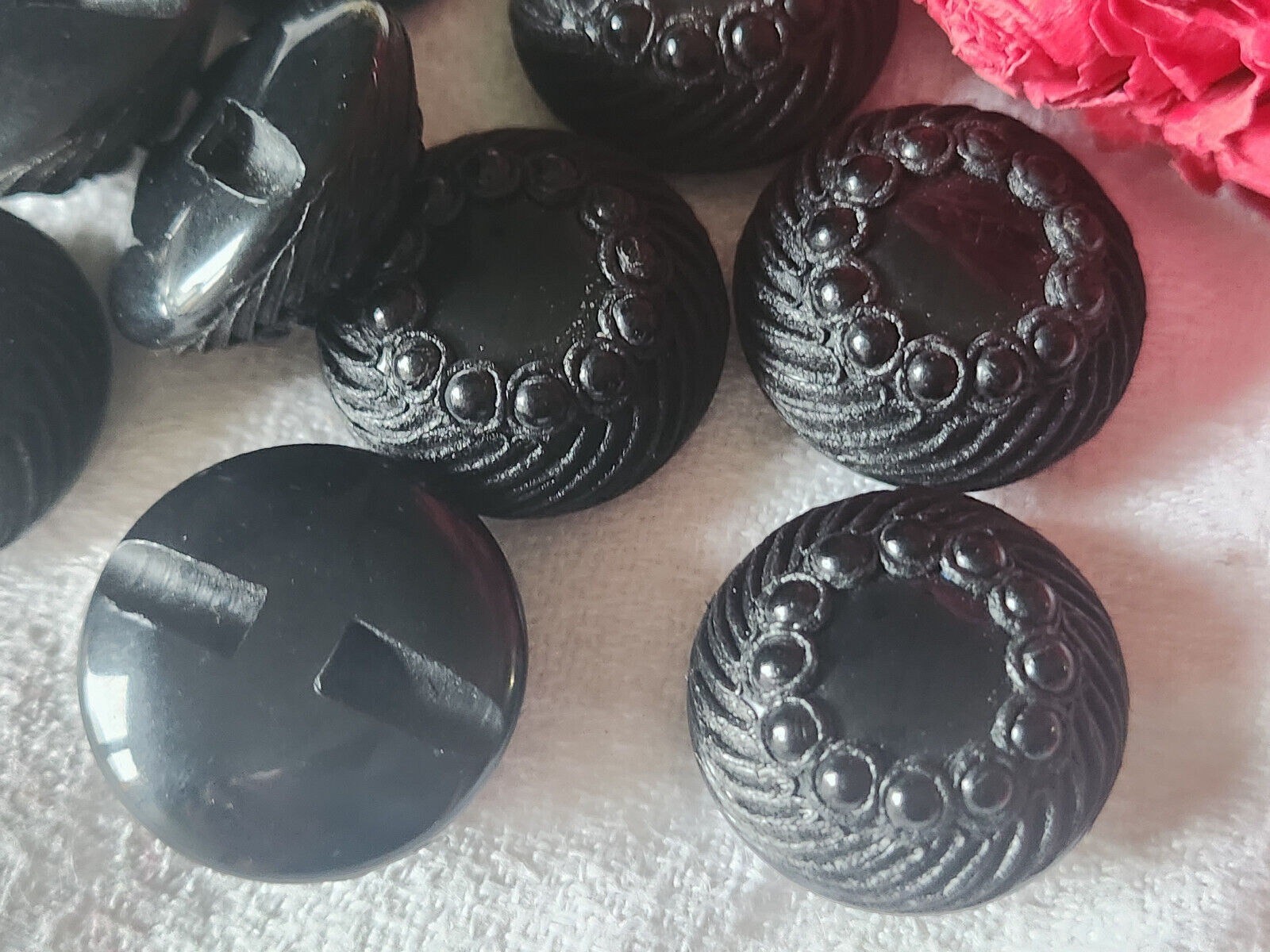 Lot 6 boutons vintage parurier resine perlé pied 2,3 cm noir ref 4883
