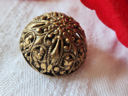 Gros bouton ancien en métal ajouré 2,3 cm dentelle doré vintage G4C