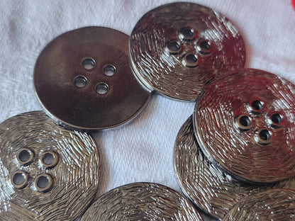 lot 8 gros boutons vintage en métal argenté trous 2,8 cm ref 2308