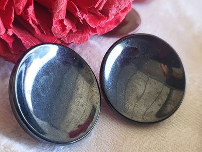 Duo boutons anciens en verre gris effet hématite diamètre 2,2 cm D15D