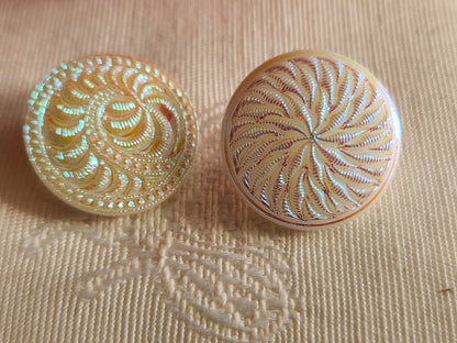 Duo boutons anciens en verre vintage blanc mordoré 1,7/1,8 cm G7C