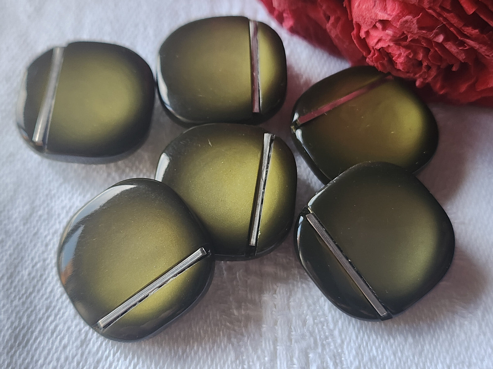 Lot 6 boutons vintage  vert carré argenté pied 2 cm ref 3494