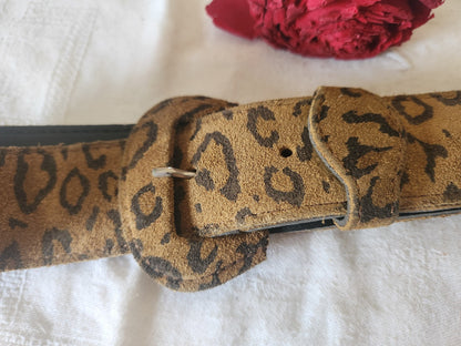 Ceinture ancienne vintage leopard daim marron 80 cm à 90 cm A4