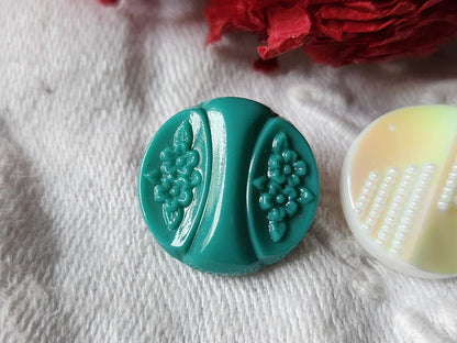 Duo boutons anciens en verre motif coloré 1,7 et 1,8 cm G16I