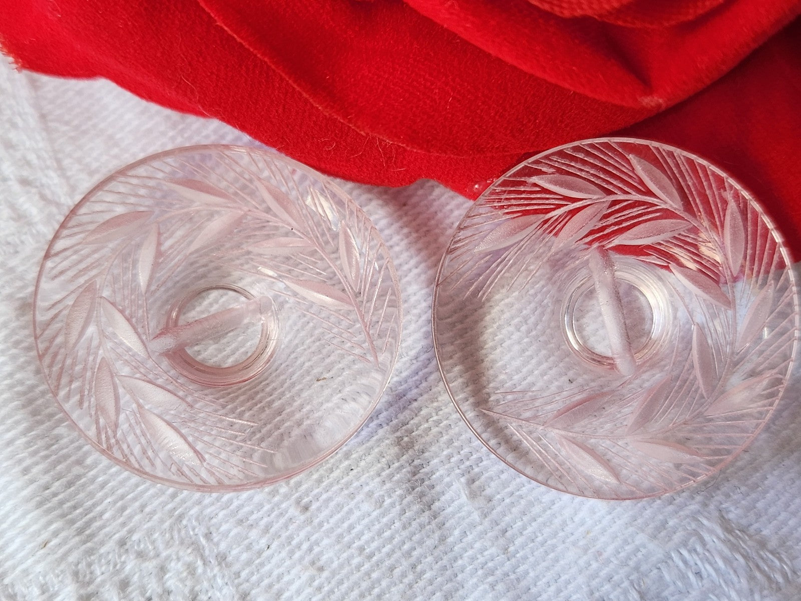 Duo bouton ancien lucite plexis épis de blé à pied  2,5  cm rose  D12D