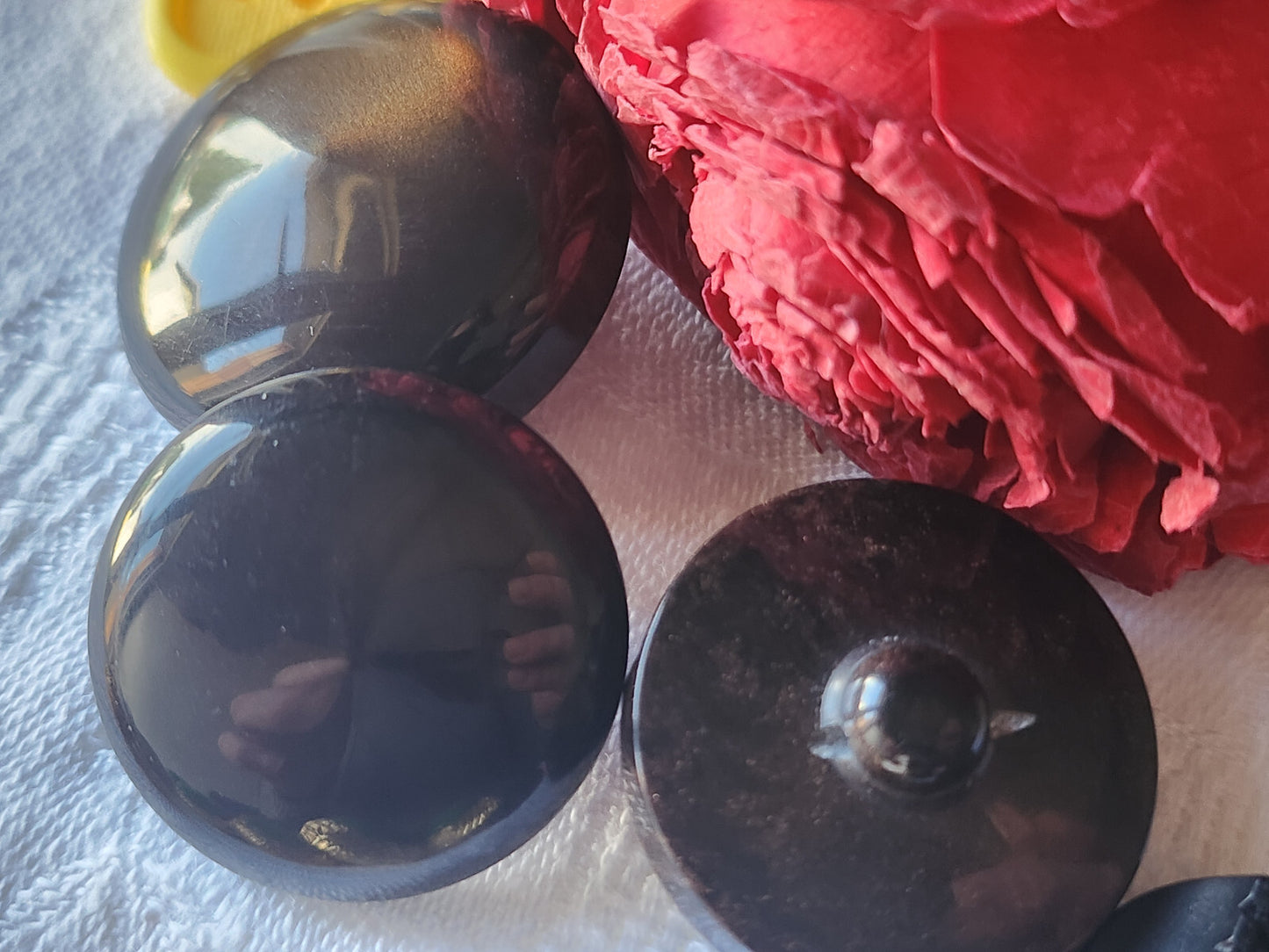 Trio boutons vintage marron reflet nacré marron 3 cm et 2,7 cm ref 2452