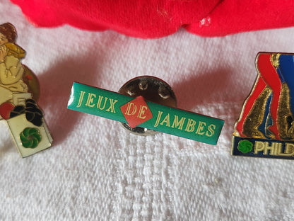 Lot 3 pins phild ar et jeux de jambes collection apoge  ref 3364
