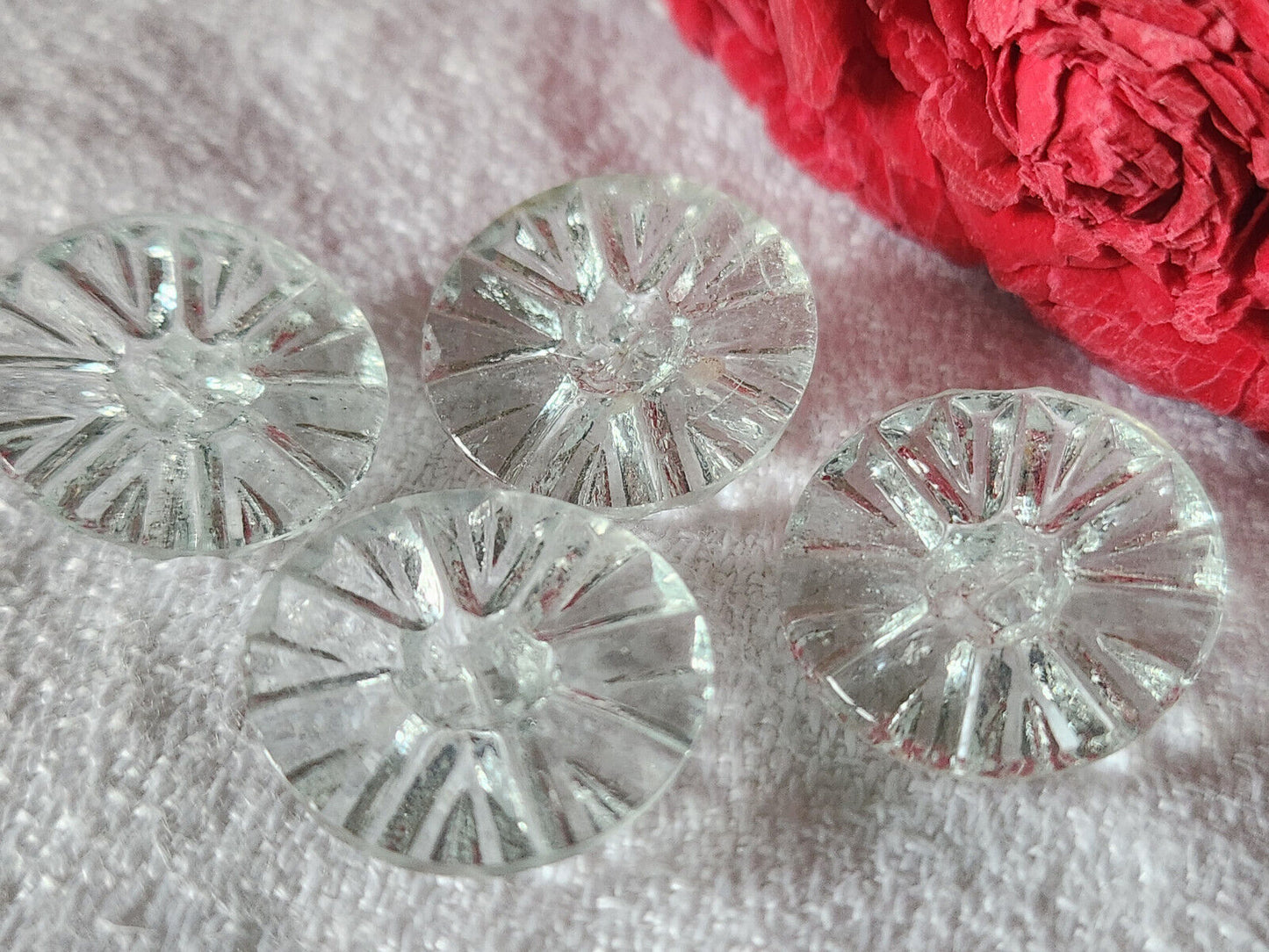 Lot 4 boutons anciens en verre transparent pied strié 1,8 cm G14C