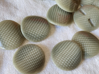 Lot 6 gros boutons vintage gris courbe motif pied 2,7 cm ref 631