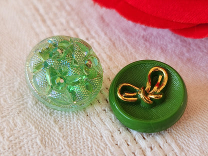 Duo boutons anciens en verre vintage mordoré vert 1,7 cm 17 mm D17H