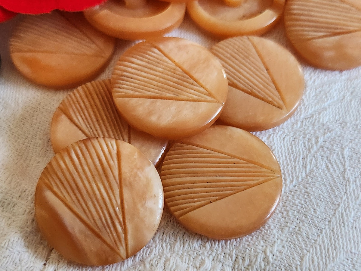 Lot 6 boutons vintage ciselé à pied orange 2,3 cm 23 mm ref 6511
