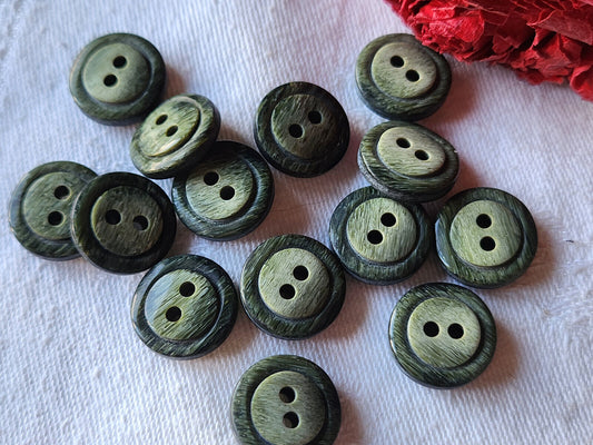 Lot 14 boutons vintage  camaieu vert 1,5 cm ref 5667