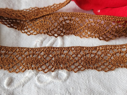 Dentelle vintage marron coton 3 métres sur 1,5 cm A6