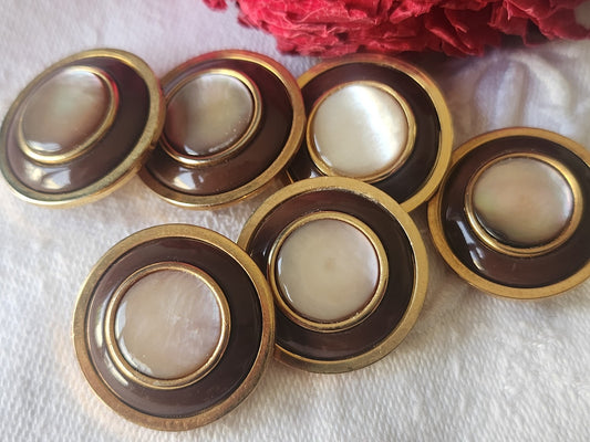 Lot 6 boutons anciens en metal coeur en nacre marron 2,2 cm ref 3769