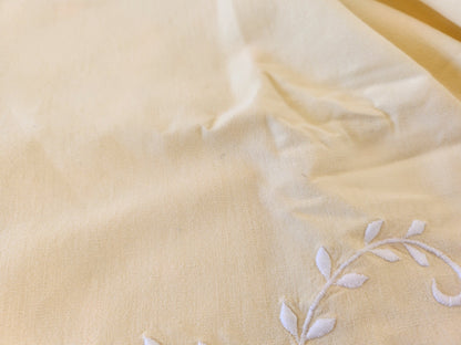 Lot deux draps anciens jaune monogrammes HK idéal rideau B6