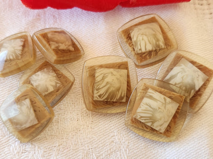 Lot 8 jolis  boutons vintage marron pied  1,5 et 1,8 cm pied ref 6538