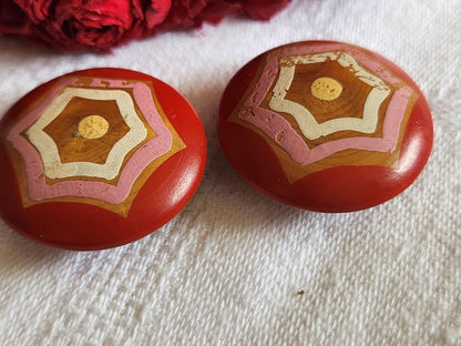 Duo boutons anciens en bois peint collection   à pied 2,6  cm D15J