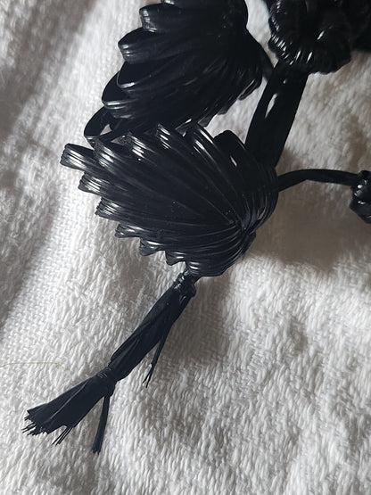 Petit bouquet ancien noir original fait main modiste chapeau vintage T0-25