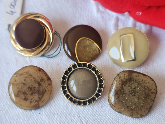 Lot 6 boutons vintage en métal panaché ton marron 1,8 à 2 cm  ref 652
