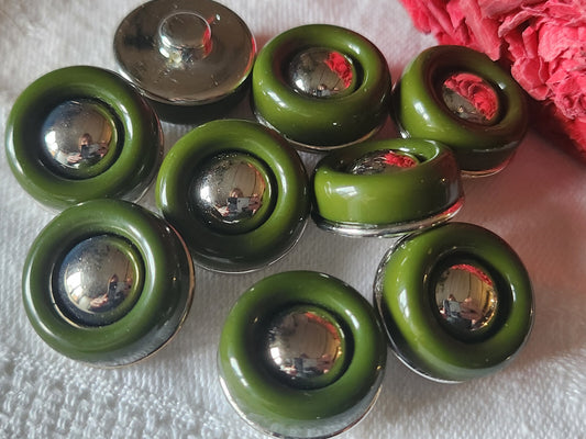Lot 10 boutons vintage vert argenté pied 1,8 cm ref 2885
