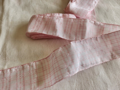 Ancien large ruban rose blanc  large 2 mètres 20 sur 5 cm T8