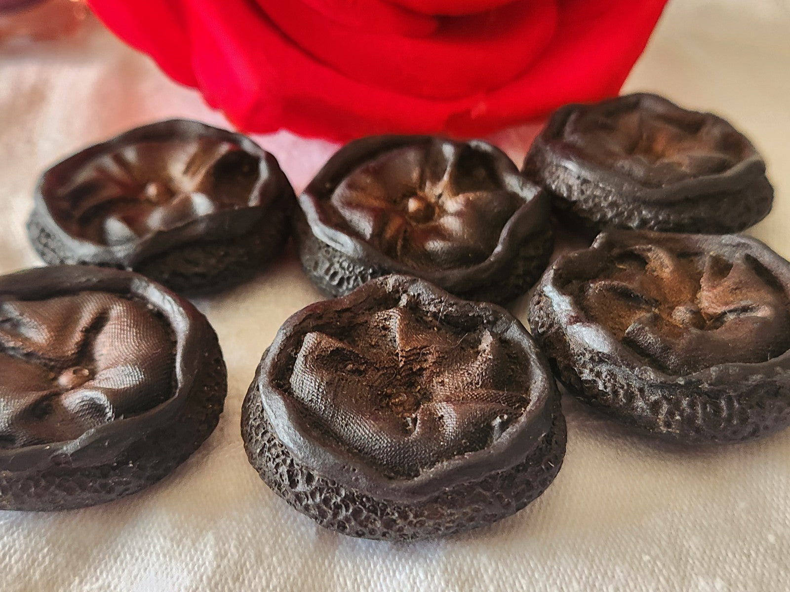 Lot 6 gros boutons vintage résine orange  3,3 cm 33 mm pied ref 6412