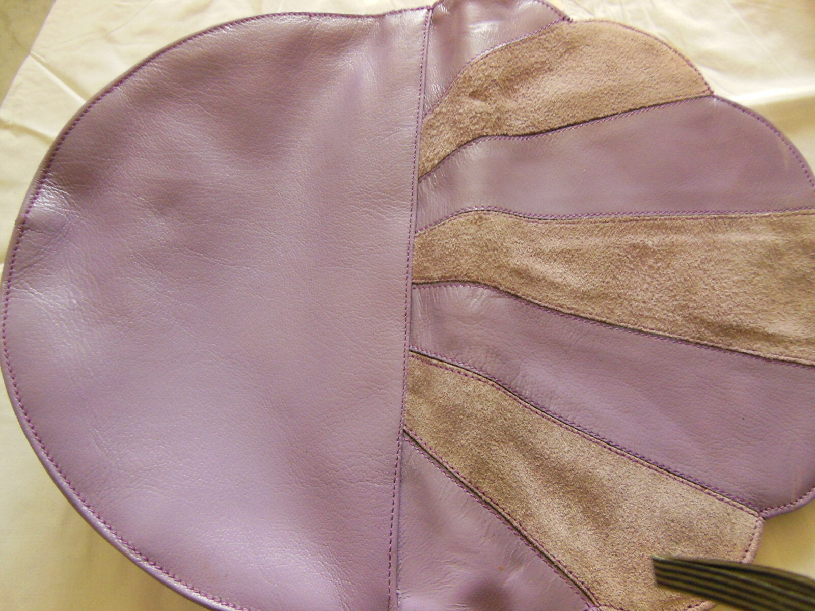 Ancien sac à main vintage violet épaule création Sabrina Paris original retro
